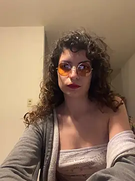 Snapshot of conejita000 chatting on March 2026 02:06:02 AM conejita000 online show from March 2026 02:06:02 AM