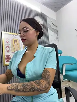 daniela-sexy online show from August 2026 01:25:02 PM
