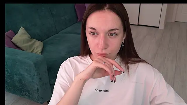 Snapshot of Ola_Queen chatting on June 2026 11:05:01 AM Ola Queen online show from June 2026 11:05:01 AM
