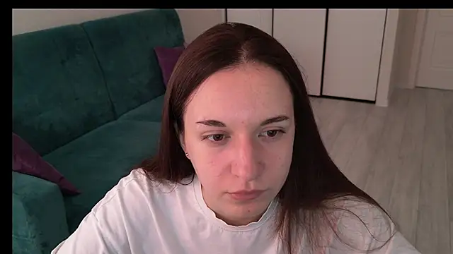Snapshot of Ola_Queen chatting on June 2026 05:08:01 AM Ola Queen online show from June 2026 05:08:01 AM