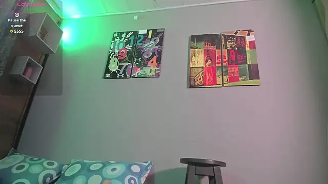 Enzoo98  online show from May 2026 11:43:01 PM