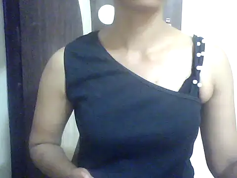 Snapshot of Sonam1186 chatting on May 2026 01:30:01 PM Sonam1186 online show from May 2026 01:30:01 PM