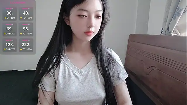 Snapshot of oblakitty_ chatting on May 2026 12:39:01 AM oblakitty online show from May 2026 12:39:01 AM