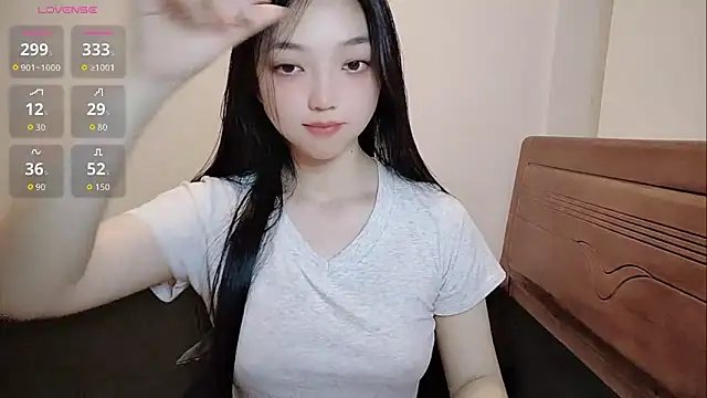 Snapshot of oblakitty_ chatting on May 2026 01:28:01 PM oblakitty online show from May 2026 01:28:01 PM