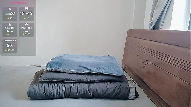 Snapshot of oblakitty_ chatting on May 2026 12:38:02 AM oblakitty online show from May 2026 12:38:02 AM