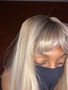 BlackApple   online show from March 2026 09:29:02 PM