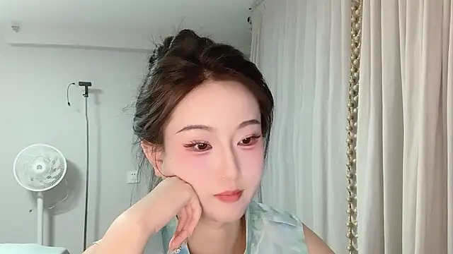 1X-yiyi online show from June 2026 02:26:01 PM