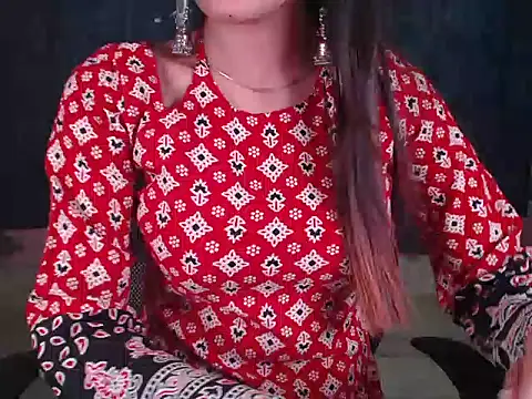 Snapshot of Naughty_Nisha19 chatting on May 2026 07:35:02 AM Naughty Nisha19 online show from May 2026 07:35:02 AM