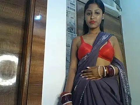 Snapshot of Pari_lovers chatting on March 2026 03:18:01 PM Pari lovers online show from March 2026 03:18:01 PM