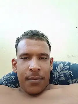 Snapshot of Ron_0101 chatting on July 2026 07:09:01 PM Ron 0101 online show from July 2026 07:09:01 PM