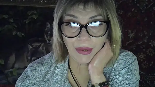 Snapshot of Lia_Rayss chatting on April 2026 07:49:02 PM Lia Rayss online show from April 2026 07:49:02 PM