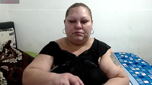 rossitaspace01 online show from May 2026 12:35:01 PM