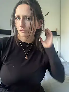 Siren  xxx online show from May 2026 03:06:01 PM