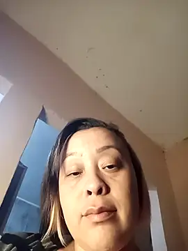 Snapshot of lua-bfly chatting on May 2026 11:43:02 PM lua-bfly online show from May 2026 11:43:02 PM