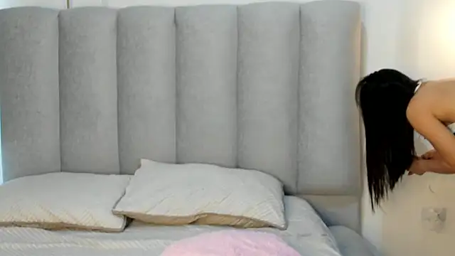 Valentina lux1 online show from May 2026 09:23:01 PM