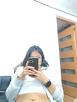 nanybb24 online show from April 2026 07:28:01 AM