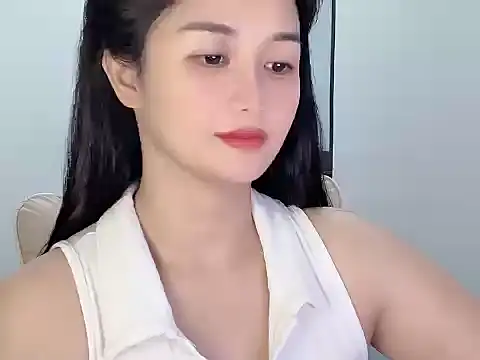 AmyLinee 1 online show from June 2026 01:57:01 PM