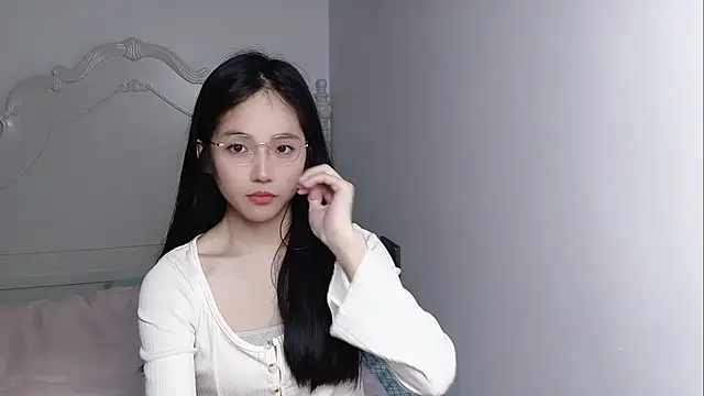 MIAOMIAO-666 online show from April 2026 08:28:02 AM