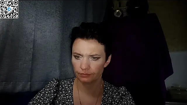 Snapshot of HotMamaQueen234 chatting on June 2026 09:07:02 PM HotMamaQueen234 online show from June 2026 09:07:02 PM