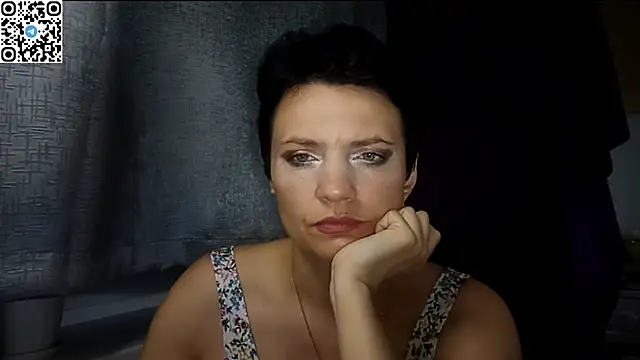 Snapshot of HotMamaQueen234 chatting on June 2026 08:07:02 PM HotMamaQueen234 online show from June 2026 08:07:02 PM