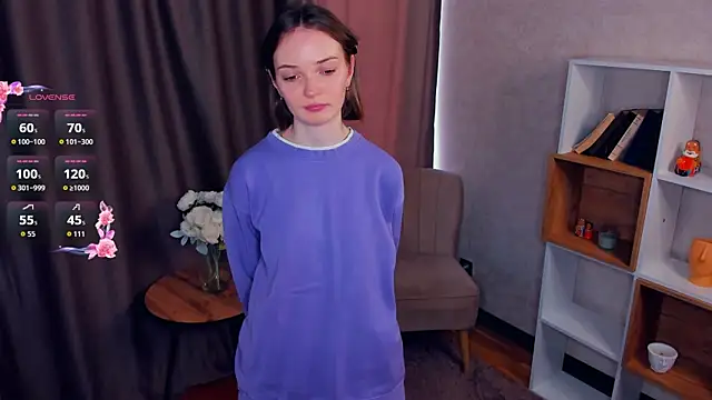 JulieChesnut online show from March 2026 07:12:01 AM