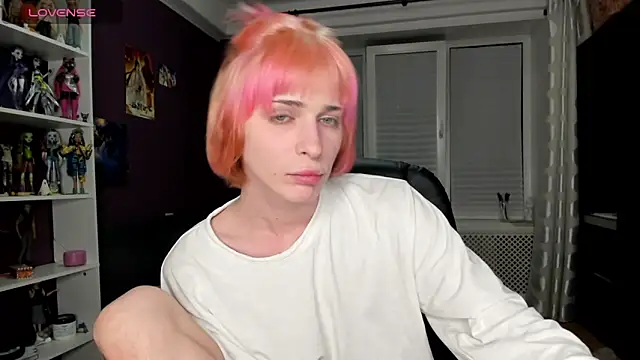 Snapshot of sweet_peach___ chatting on May 2026 08:28:02 PM sweet peach online show from May 2026 08:28:02 PM