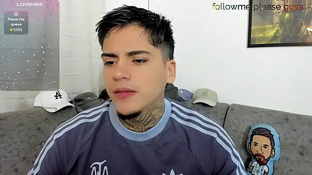 sweetlatinoboy online show from July 2026 09:27:02 AM
