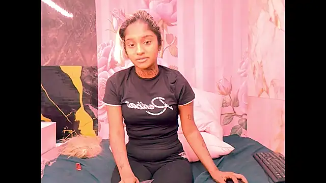 Snapshot of indian_barbie chatting on May 2026 09:28:02 AM indian barbie online show from May 2026 09:28:02 AM