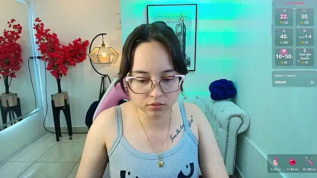 Snapshot of Shady_bug chatting on May 2026 01:56:01 AM Shady bug online show from May 2026 01:56:01 AM