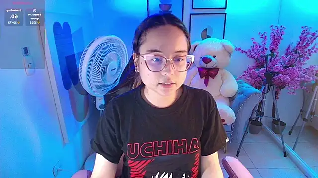 Snapshot of Shady_bug chatting on June 2026 07:04:02 PM Shady bug online show from June 2026 07:04:02 PM
