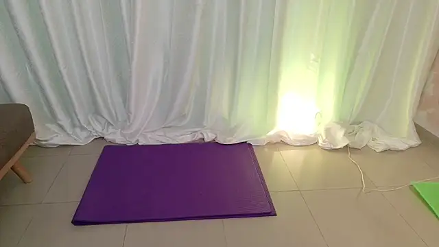 Snapshot of Zara_Fire chatting on June 2026 08:53:01 PM Zara Fire online show from June 2026 08:53:01 PM