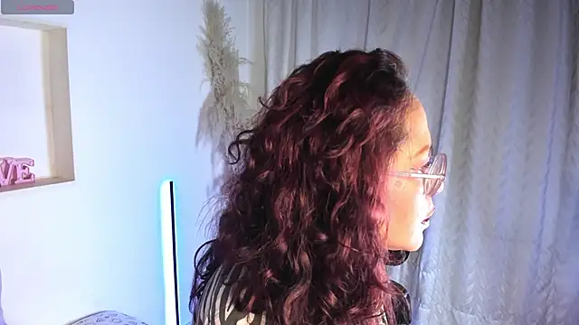 Mariia Paulaa online show from May 2026 04:29:01 AM