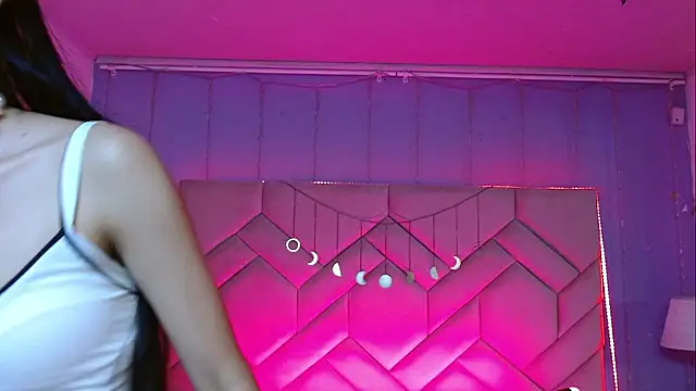 Eimy Blaze online show from April 2026 08:07:01 PM