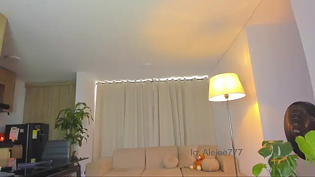 Snapshot of Aleja_evangeline chatting on August 2026 05:11:02 PM Aleja evangeline online show from August 2026 05:11:02 PM