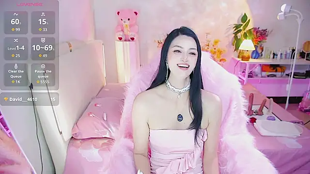 Evelyn-007 online show from July 2026 04:05:02 PM