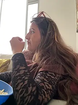 Snapshot of rafaella_stefano chatting on June 2026 10:23:02 PM rafaella stefano online show from June 2026 10:23:02 PM