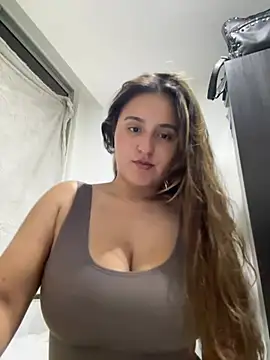 Snapshot of rafaella_stefano chatting on June 2026 03:24:02 AM rafaella stefano online show from June 2026 03:24:02 AM