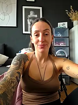 Snapshot of NicoleKaiser chatting on March 2026 04:07:02 PM NicoleKaiser online show from March 2026 04:07:02 PM