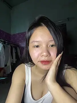 Snapshot of Link-mii chatting on March 2026 06:57:01 AM Link-mii online show from March 2026 06:57:01 AM