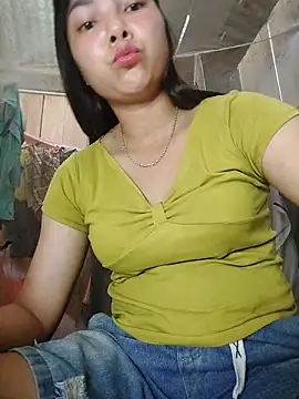 Viavia67 online show from April 2026 04:14:02 AM