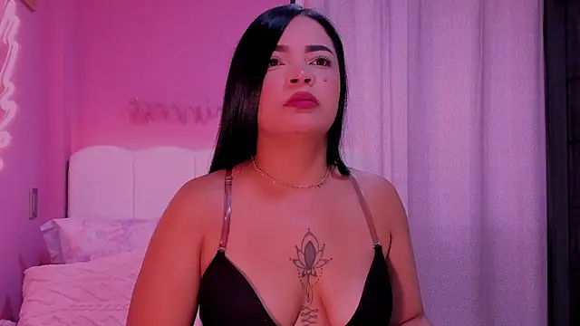 Snapshot of nicole_fiire chatting on April 2026 01:19:01 PM nicole fiire online show from April 2026 01:19:01 PM