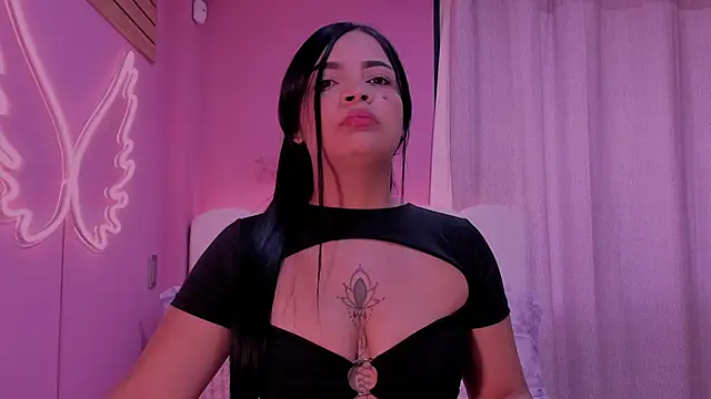 Snapshot of nicole_fiire chatting on April 2026 02:18:02 PM nicole fiire online show from April 2026 02:18:02 PM