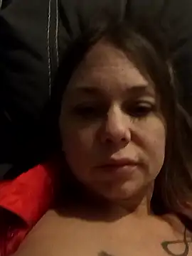 Snapshot of Couple_qc chatting on April 2026 01:45:01 AM Couple qc online show from April 2026 01:45:01 AM