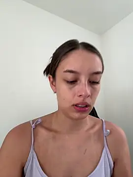 Lauren Storm online show from April 2026 01:52:02 PM