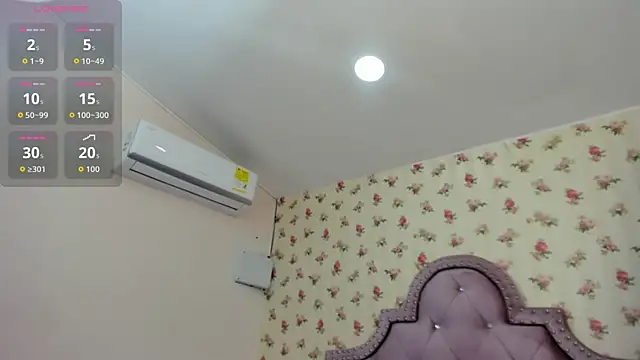 Snapshot of crystal_watson0 chatting on June 2026 01:46:01 PM crystal watson0 online show from June 2026 01:46:01 PM