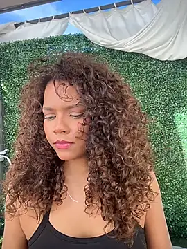 CurlyOopsieXXX online show from July 2026 09:28:02 PM