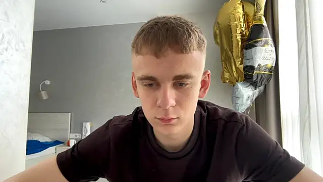 Snapshot of SoloFury chatting on June 2026 10:01:01 AM SoloFury online show from June 2026 10:01:01 AM