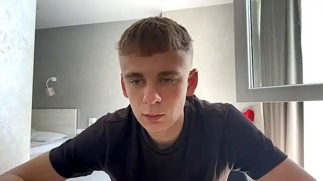 Snapshot of SoloFury chatting on June 2026 08:48:01 AM SoloFury online show from June 2026 08:48:01 AM