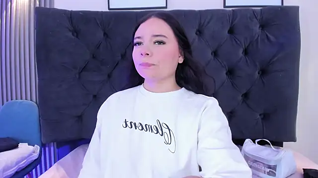 Snapshot of Lizeth_Vega chatting on March 2026 08:10:01 PM Lizeth Vega online show from March 2026 08:10:01 PM