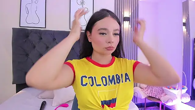 Snapshot of Lizeth_Vega chatting on May 2026 06:23:02 PM Lizeth Vega online show from May 2026 06:23:02 PM